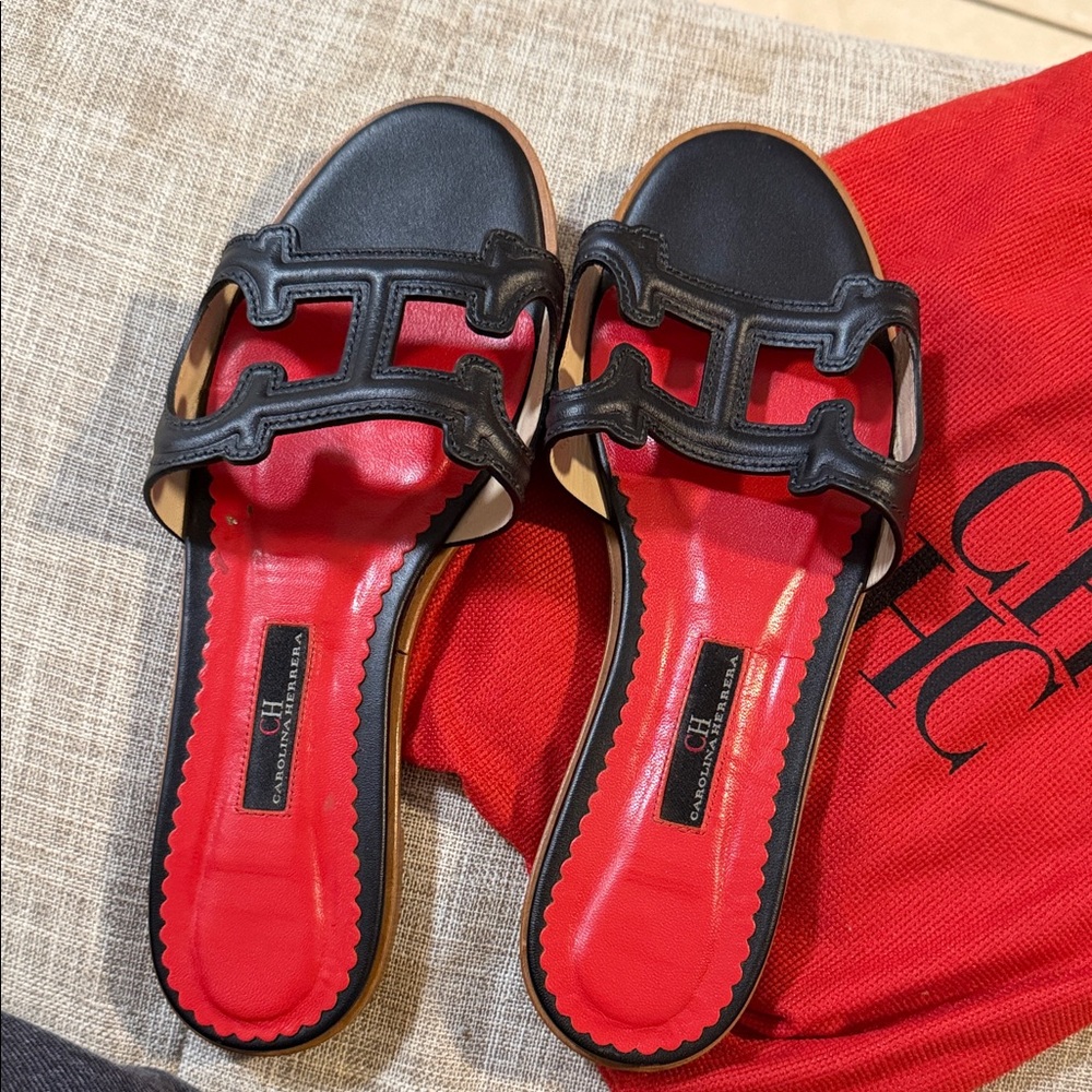 Carolina Herrera Black and Red Women's Slide Sandals